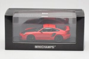 Porsche 911 997.2 GT2 RS Röd med Svarta Fälgar Minichamps 1:43 400069407 Metall — bild 4 av 4