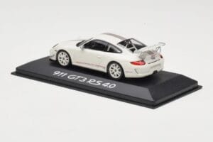Porsche 911 997.2 GT3 RS 4.0 Vit Minichamps 1:43 WAP0200010C Metall — bild 3 av 4