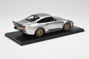 Porsche 911 930 Almeras Biturbo 3.3 Silver Kess 1:18 KE18005B Resin — bild 2 av 6