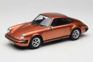 Porsche 911 G-Series Carrera 2.7 Rostoranje GT Spirit 1:18 GT011CS Resin