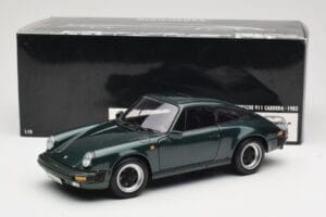 Porsche 911 Carrera Green Metallic Minichamps 1:18 100063022 Metall — bild 8 av 8