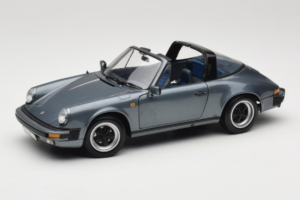 Porsche 911 SC Silver Minichamps 1:18 100063060 Metall