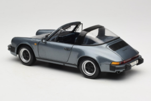 Porsche 911 SC Silver Minichamps 1:18 100063060 Metall — bild 7 av 8