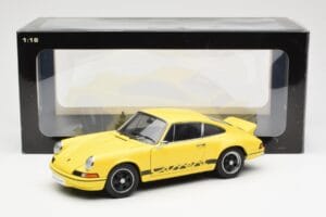 Porsche 911 Carrera RS 2.7 Gul AUTOart 1:18 78053 Metall — bild 8 av 8