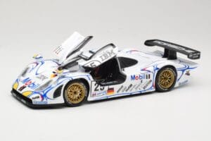 Porsche 911 GT1 #25 Porsche AG U. Alzen / J. Muller / B. Wollek 24 Hours of Le Mans 1998 Maisto 1:18 56052 Metall — bild 2 av 8