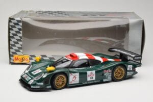 Porsche 911 GT1 #5 GT1 1997 Maisto 1:18 56055 Metall — bild 8 av 8