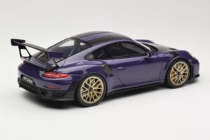 Porsche 911 GT2 RS 991.2 Ultraviolet GT Spirit 1:18 GT926 Resin — bild 2 av 6