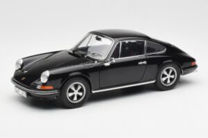 Porsche 911 S Svart Schuco 1:18 450047200 Metall