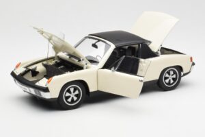 Porsche 914/6 Ljus Elfenben AUTOart 1:18 77933 Metall — bild 2 av 8