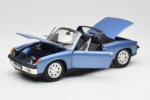 Porsche 914 Blå Revell 1:18 08975 Metall — bild 2 av 8
