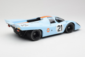 Porsche 917K Gulf #21 P. Rodriguez / L. Kinnunen J.W. Automotive Engineering 24 Hours of Le Mans 1970 Minichamps 1:12 1237066 — bild 2 av 6
