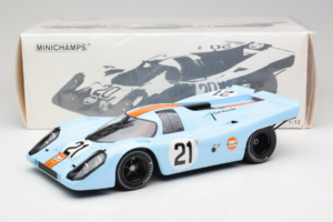 Porsche 917K Gulf #21 P. Rodriguez / L. Kinnunen J.W. Automotive Engineering 24 Hours of Le Mans 1970 Minichamps 1:12 1237066 — bild 6 av 6