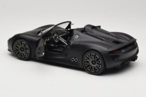 Porsche 918 Spyder Matte Black Minichamps 1:18 110060031 Metall — bild 5 av 8