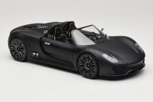 Porsche 918 Spyder Matte Black Minichamps 1:18 110060031 Metall — bild 6 av 8