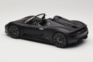 Porsche 918 Spyder Matte Black Minichamps 1:18 110060031 Metall — bild 7 av 8