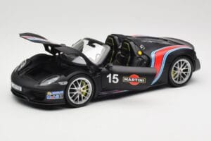 Porsche 918 Spyder Weissach Package Matt Black With Martini Stripes Minichamps 1:18 110062445 Metall — bild 2 av 8