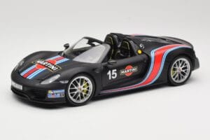 Porsche 918 Spyder Weissach Package Matt Black With Martini Stripes Minichamps 1:18 110062445 Metall