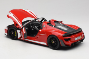 Porsche 918 Spyder Weissach Package Röda Vita Ränder Minichamps 1:18 110062442-O1 Metall — bild 5 av 8