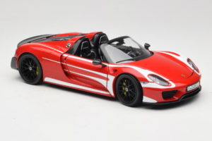 Porsche 918 Spyder Weissach Package Röda Vita Ränder Minichamps 1:18 110062442-O1 Metall — bild 6 av 8