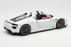 Porsche 918 Spyder Vit Minichamps 1:18 110062436 Metall — bild 3 av 8