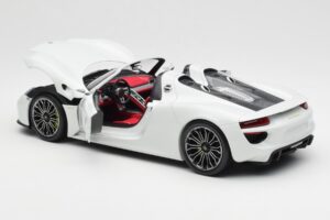Porsche 918 Spyder Vit Minichamps 1:18 110062436 Metall — bild 5 av 8