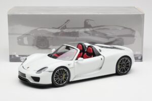 Porsche 918 Spyder Vit Minichamps 1:18 110062436 Metall — bild 8 av 8