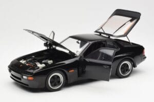 Porsche 924 Carrera GT Svart AUTOart 1:18 78001 Metall — bild 2 av 8