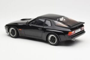 Porsche 924 Carrera GT Svart AUTOart 1:18 78001 Metall — bild 7 av 8