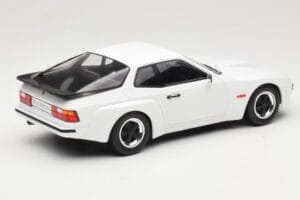 Porsche 924 Carrera GT Vit MCG 1:18 MCG18197 Metall — bild 2 av 6