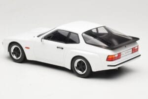 Porsche 924 Carrera GT Vit MCG 1:18 MCG18197 Metall — bild 5 av 6