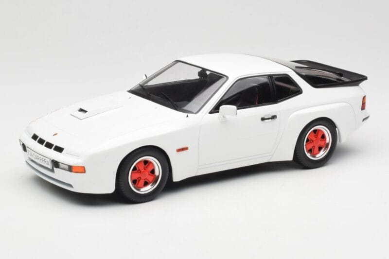 Porsche 924 Carrera GT Vit & Röda Fälgar MCG 1:18 MCG18303 Metall