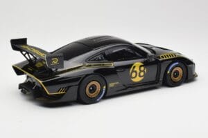 Porsche 935/19 Svart med Guldfärgade Ränder Minichamps 1:18 155067568 Metall — bild 2 av 6