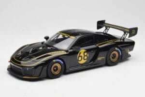 Porsche 935/19 Svart med Guldfärgade Ränder Minichamps 1:18 155067568 Metall