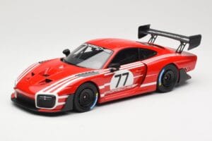 Porsche 935/19 Röd med Vita Ränder Minichamps 1:18 155067577 Metall