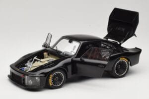 Porsche 935 Turbo Group 5 1976 Exoto 1:18 18101 Metall — bild 2 av 8