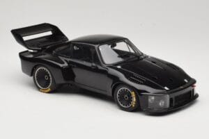 Porsche 935 Turbo Group 5 1976 Exoto 1:18 18101 Metall — bild 6 av 8