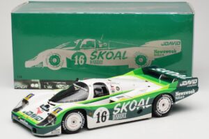 Porsche 956L #16 Skoal Bandit G. Edwards / D. Sears / M. Bleekemolen 24 Hours of Le Mans 1983 Minichamps 1:18 183836916 Metal — bild 8 av 8