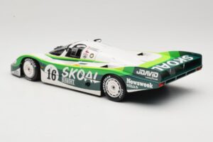 Porsche 956L #16 Skoal Bandit G. Edwards / D. Sears / M. Bleekemolen 24 Hours of Le Mans 1983 Minichamps 1:18 183836916 Metal — bild 7 av 8
