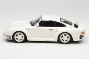 Porsche 959 Grand Prix White Minichamps 1:18 155066202 Metall — bild 3 av 6
