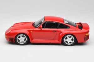Porsche 959 Guards Röd Minichamps 1:18 155066200 Metall — bild 3 av 6