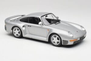 Porsche 959 Silver Metallic Minichamps 1:18 155066201 Metall — bild 4 av 6