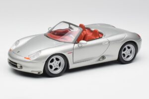 Porsche Boxster 986 Silver Maisto 1:18 37800-M3 Metall