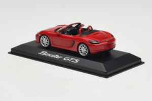 Porsche Boxster 981 GTS Röd Minichamps 1:43 WAP0200140E Metall — bild 3 av 5