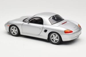 Porsche Boxster 986 Hard Top Silver UT Models 1:18 27854 Metall — bild 7 av 8