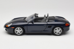 Porsche Boxster 986 S Night Blue UT Models 1:18 WAP021006-R1 Metall — bild 4 av 8