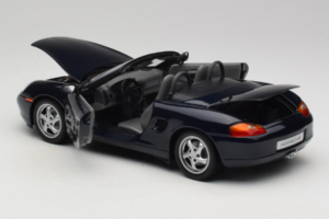Porsche Boxster 986 S Night Blue UT Models 1:18 WAP021006-R1 Metall — bild 5 av 8
