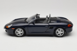 Porsche Boxster S 986 Night Blue UT Models 1:18 WAP021006 Metall — bild 3 av 7