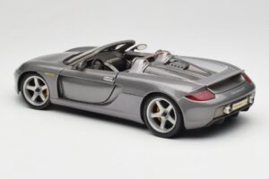 Porsche Carrera GT Grå Metallic Maisto 1:18 36622-R1 Metall — bild 7 av 8