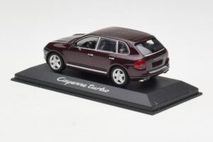 Porsche Cayenne 955 Turbo Mörkröd Minichamps 1:43 WAPC2000113 Metall — bild 3 av 4