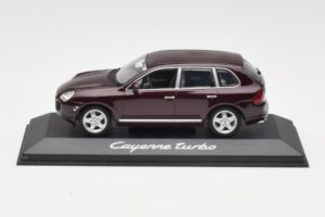 Porsche Cayenne 955 Turbo Mörkröd Minichamps 1:43 WAPC2000113 Metall